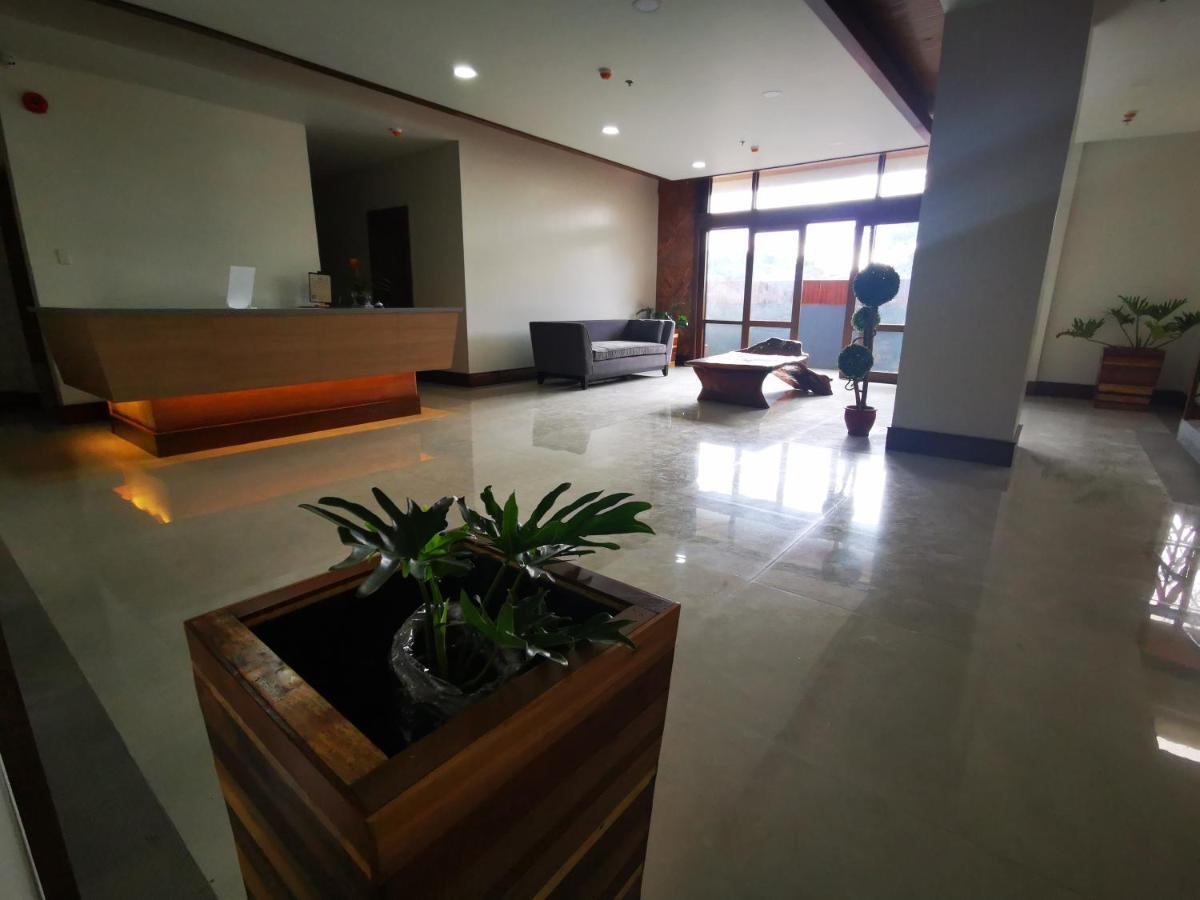 Soleo Inn Baguio City Bagian luar foto